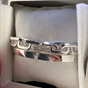 Elegant Silver Chain Bracelet